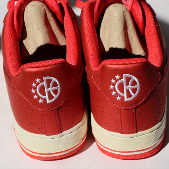 NWOT Nike Red Sneakers Classic Low-Top Design - Picture 4 of 8